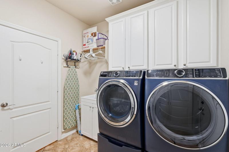 Main-level laundry room