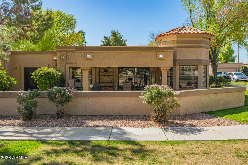 Views depict a nice, private setting