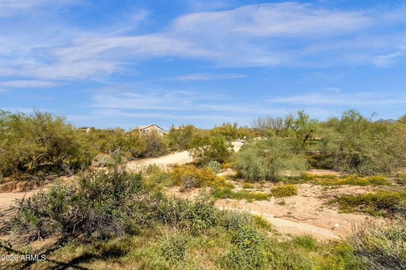 67-web-or-mls-5228-e-barwick-dr