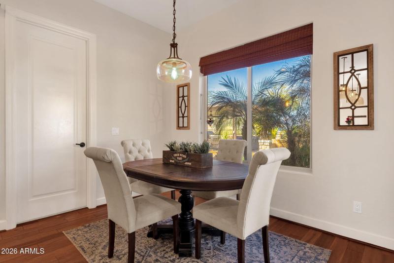 27-web-or-mls-5228-e-barwick-dr