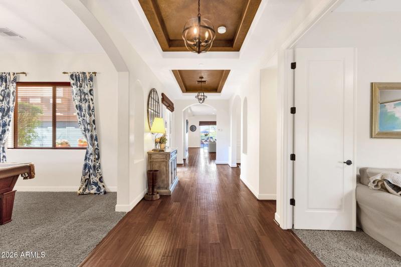 12-web-or-mls-5228-e-barwick-dr