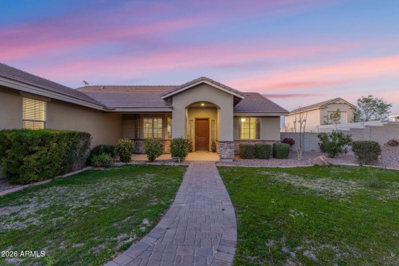 63-web-or-mls-28252-n-quintana-pl