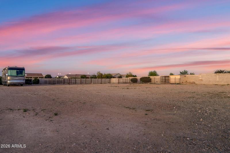 52-web-or-mls-28252-n-quintana-pl