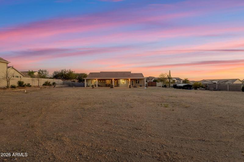 47-web-or-mls-28252-n-quintana-pl