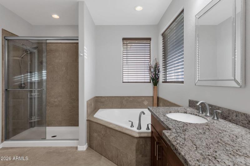 28-web-or-mls-28252-n-quintana-pl