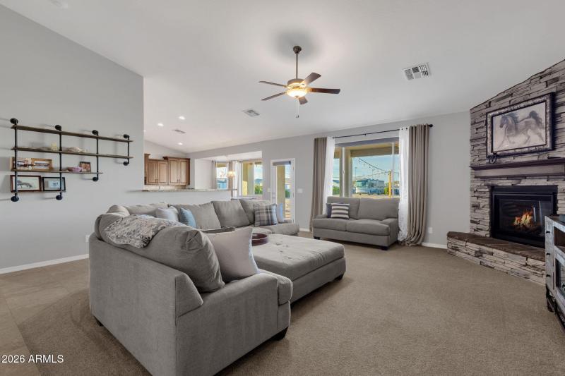 14-web-or-mls-28252-n-quintana-pl