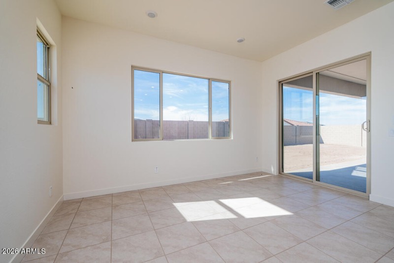 Tri Pointe Whispering Hills 30 - Dining