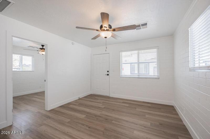 Unit 2 front entrance