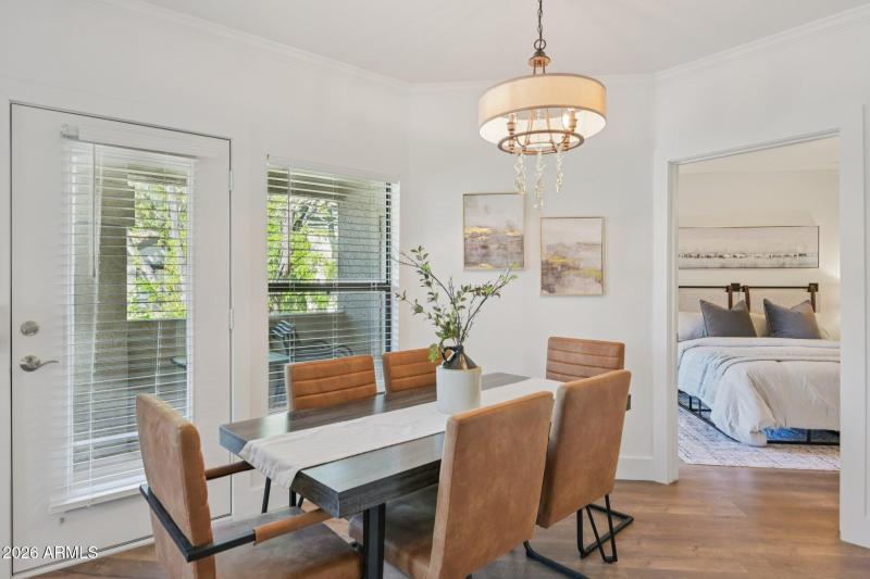 10-web-or-mls-N Thompson Peak Pkwy 2070-