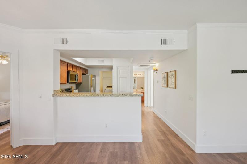 11-web-or-mls-N Thompson Peak Pkwy 2070-