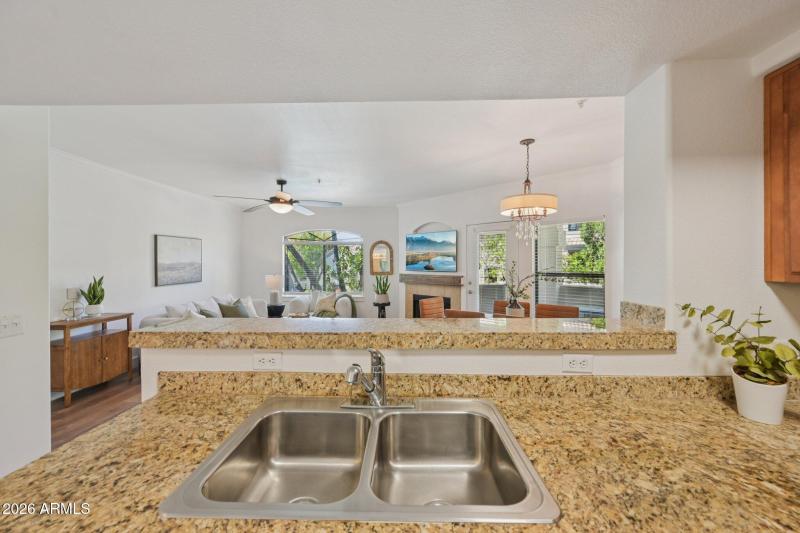 13-web-or-mls-N Thompson Peak Pkwy 2070-