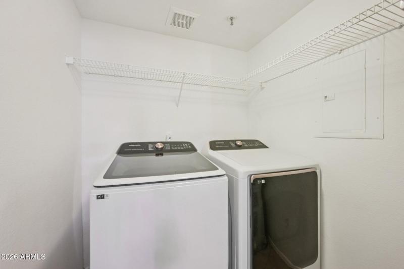 18-web-or-mls-N Thompson Peak Pkwy 2070-