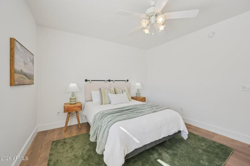 20-web-or-mls-N Thompson Peak Pkwy 2070-