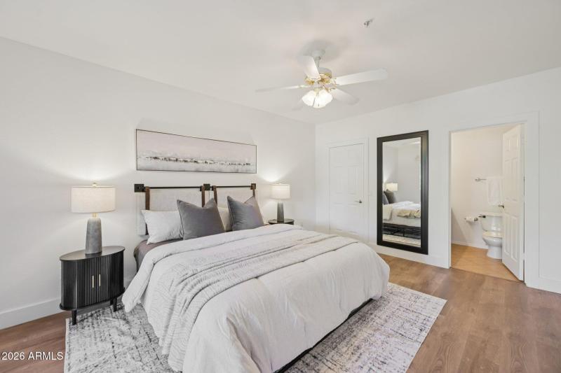 23-web-or-mls-N Thompson Peak Pkwy 2070-