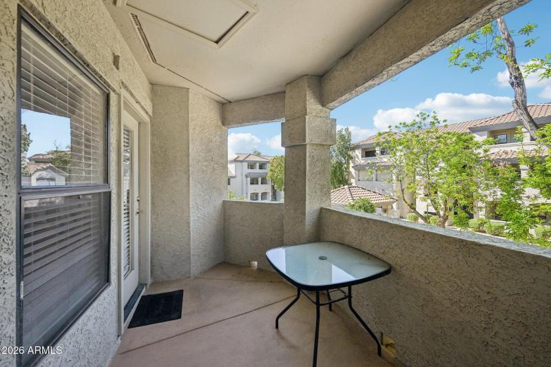 29-web-or-mls-N Thompson Peak Pkwy 2070-