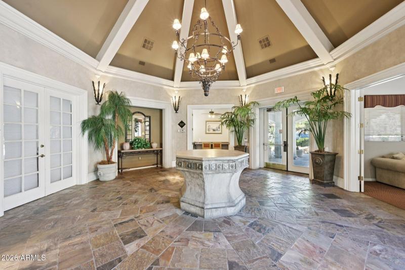 32-web-or-mls-N Thompson Peak Pkwy 2070-