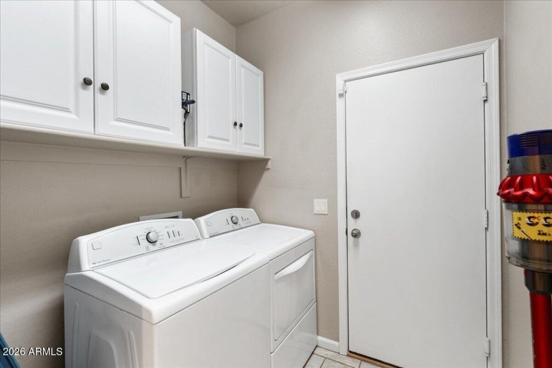 19-Laundry Room
