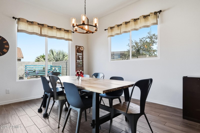 B (30) - Kitchen Dining Area