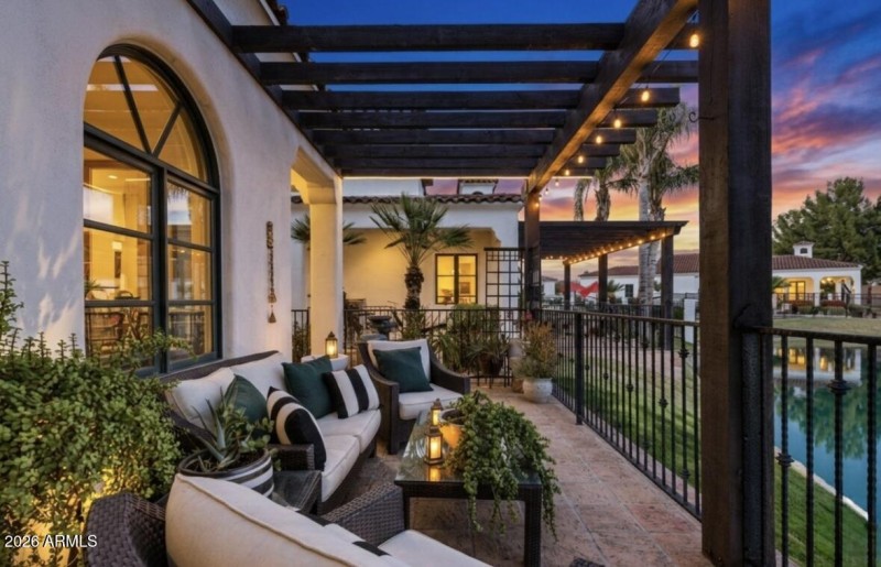 1777 W Ocotillo Rd 16 Twilight