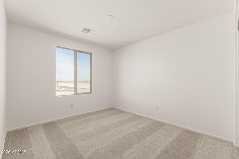 24 - Crescent Moon 46800