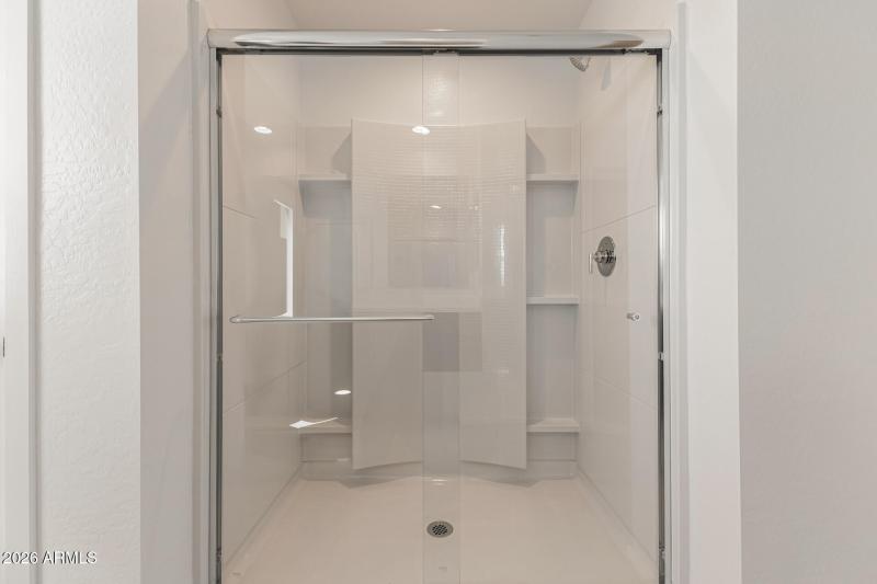 31 - Crescent Moon 46800