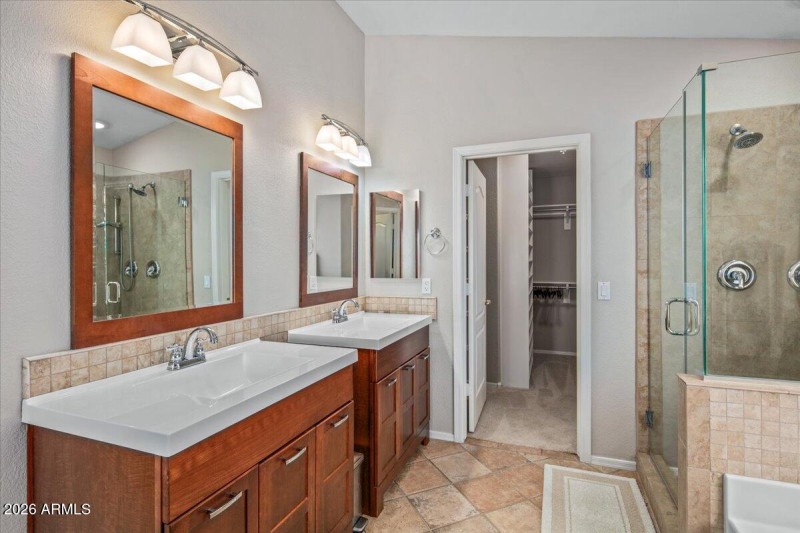 26-Primary Bath ~ Vanities