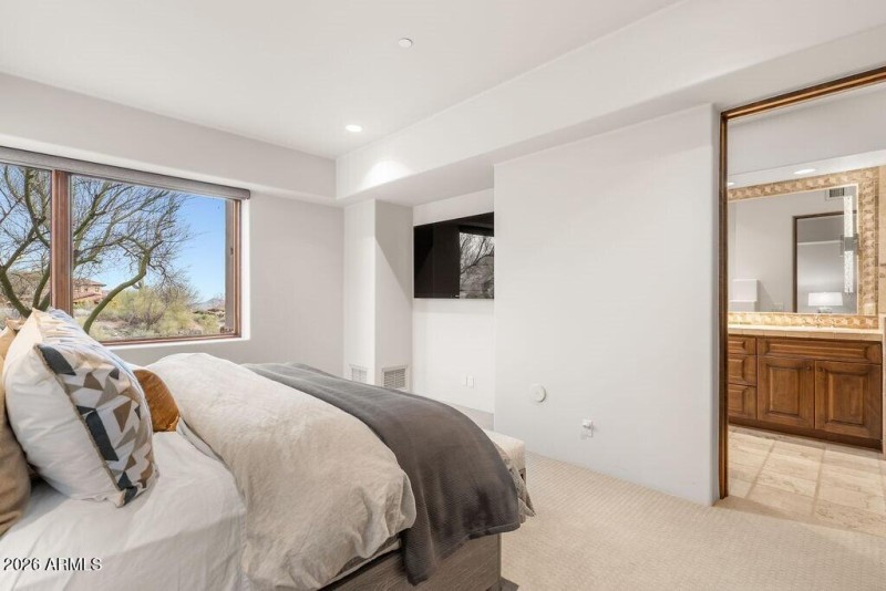 034_Guest Ensuite 3 Accoutraments