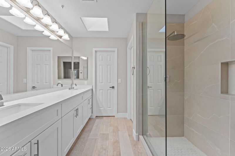 19-web-or-mls-DSC06443