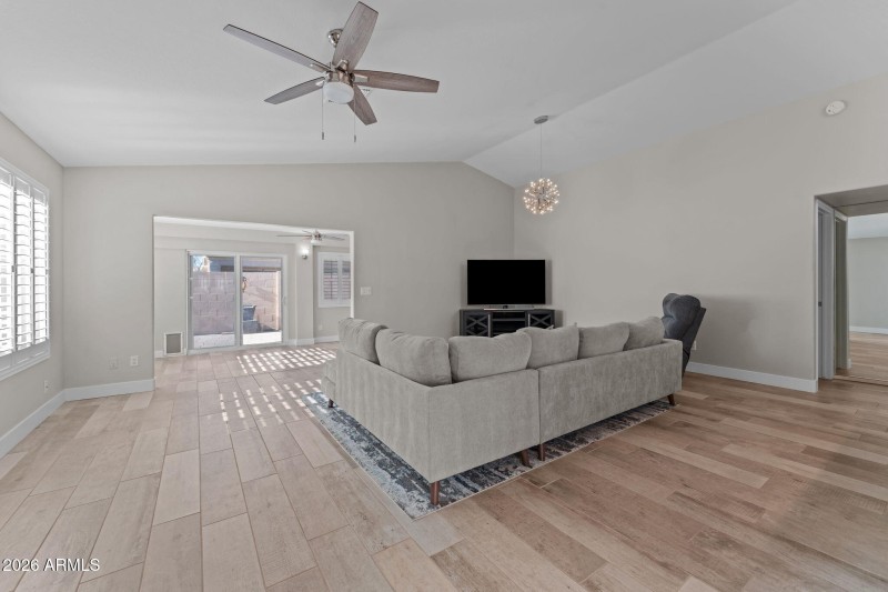 5-web-or-mls-DSC06373