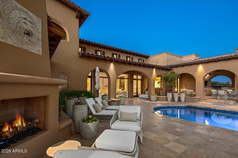 Fireplace Patio Details