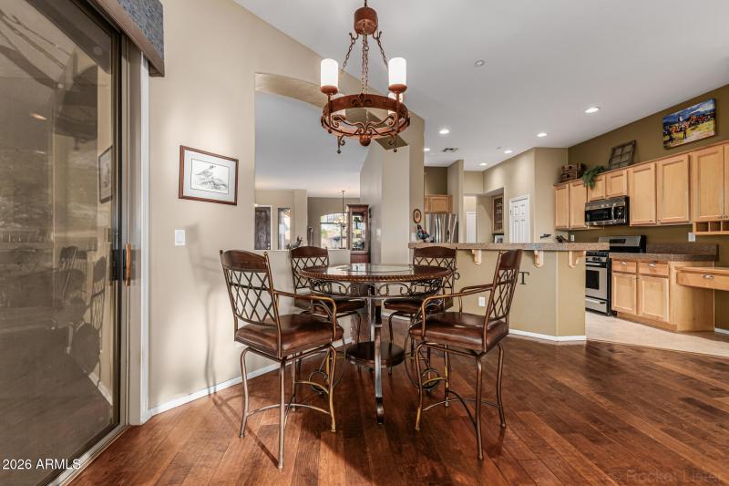 42008 N Anthem Springs Rd- Family Rm (4)