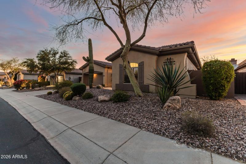 42008 N Anthem Springs Rd- Front (15)