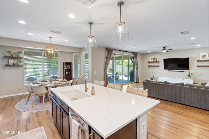 16-Kitchen to Family