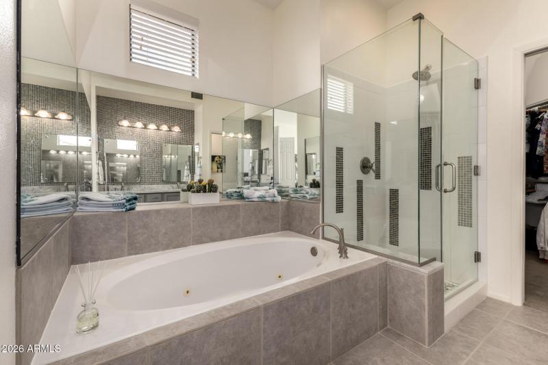 19 Master Bathroom