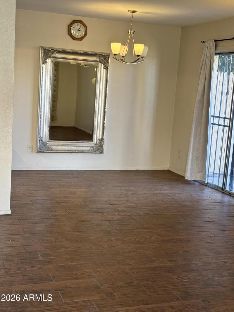 Nice tile throughouot