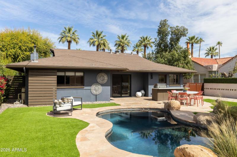 Modern House Details