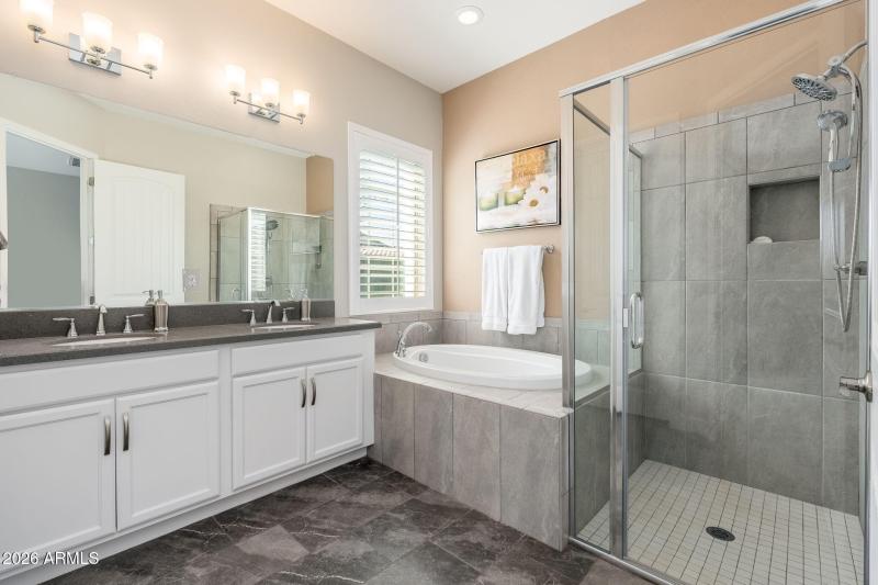 5082 N 205th Ln - 34