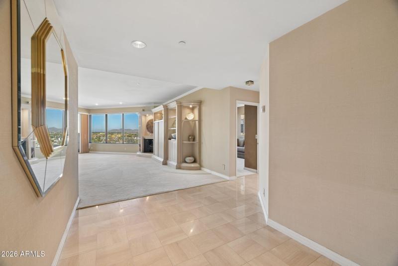 1-web-or-mls-1040-e-osborn-rd-803