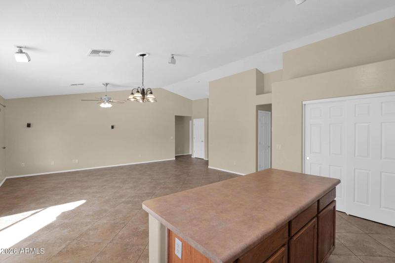 25 Kitchen + Great Room