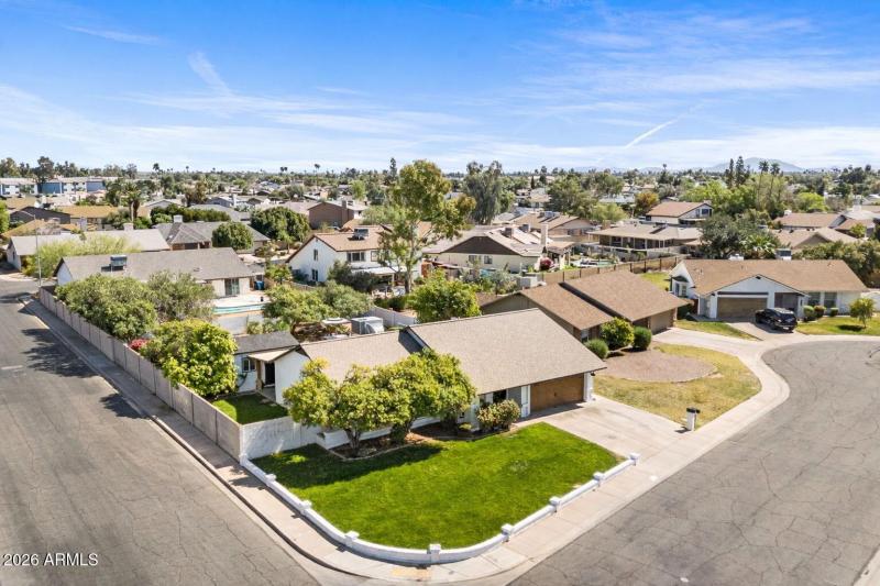 2-web-or-mls-Drone no cars