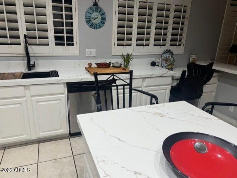 New Kitchen Quartz Counters 3 20712 N 56