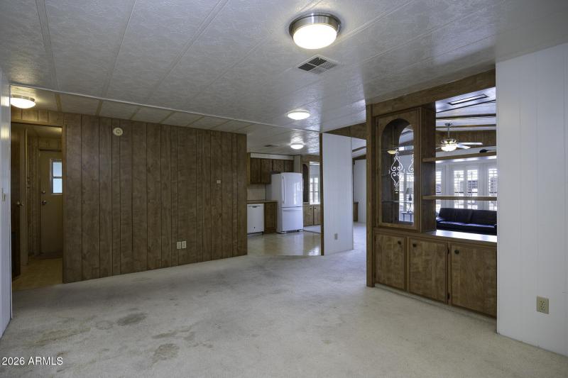 2100 N Trekell Rd Unit 226 - Family Room