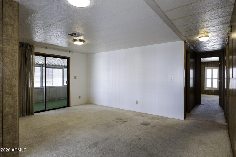 2100 N Trekell Rd Unit 226 - Family Room