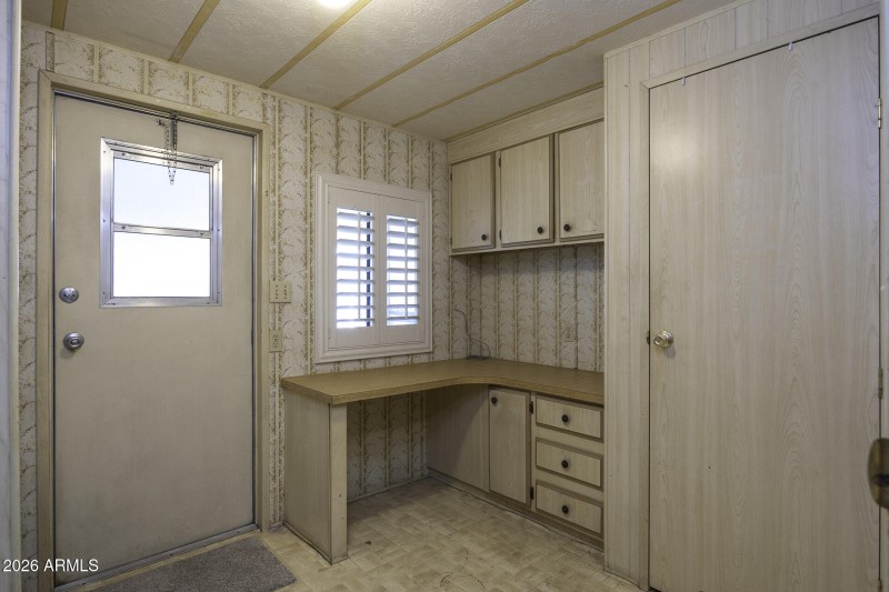 2100 N Trekell Rd Unit 226 - Laundry Roo