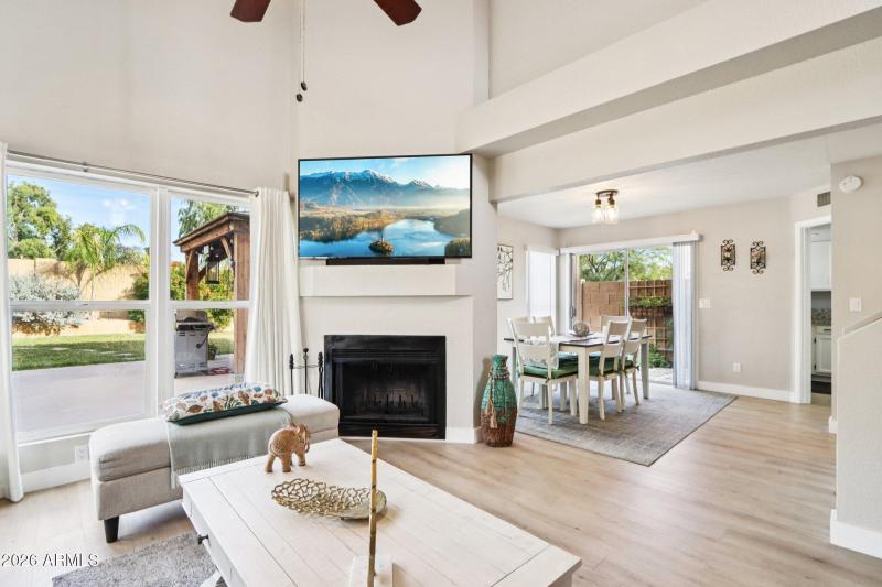 11-web-or-mls-N 6th St-S0303-011