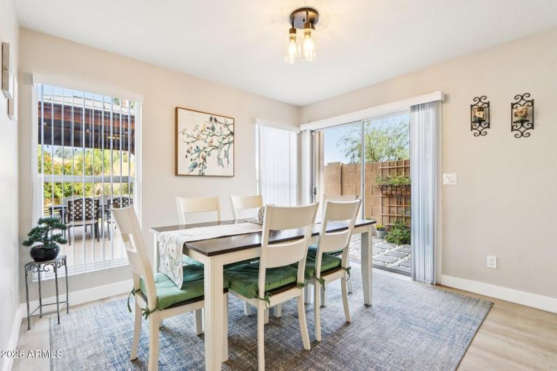 12-web-or-mls-N 6th St-S0303-012