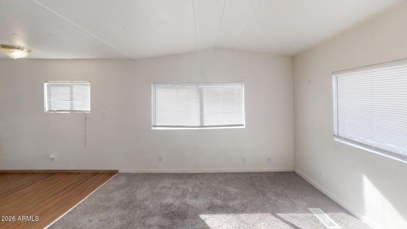 229-n-palm-st-unit-6-unfurnished1