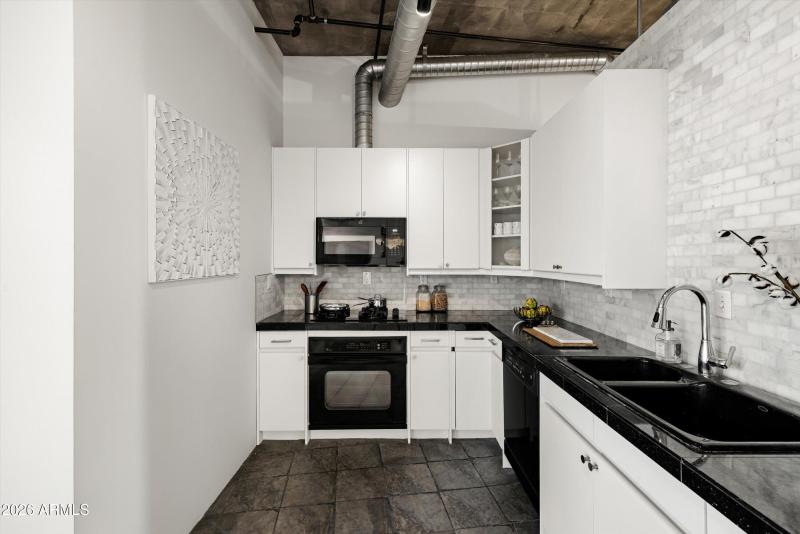 12-OrchidHouse 611_12