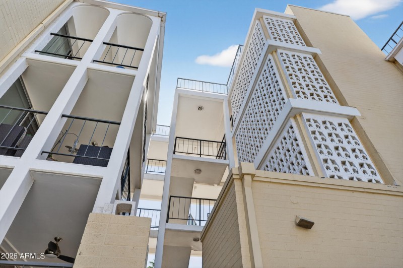 Mid-Century Breeze Block