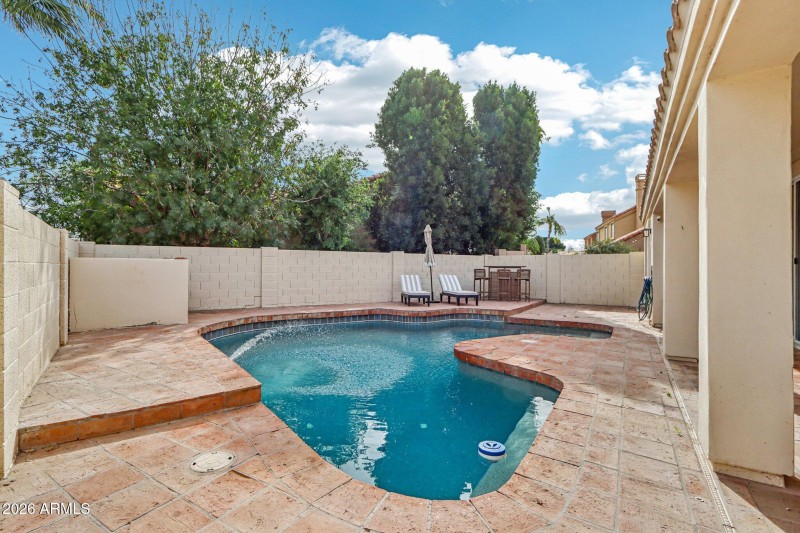 40-web-or-mls-W Peninsula Cir-S0503-038